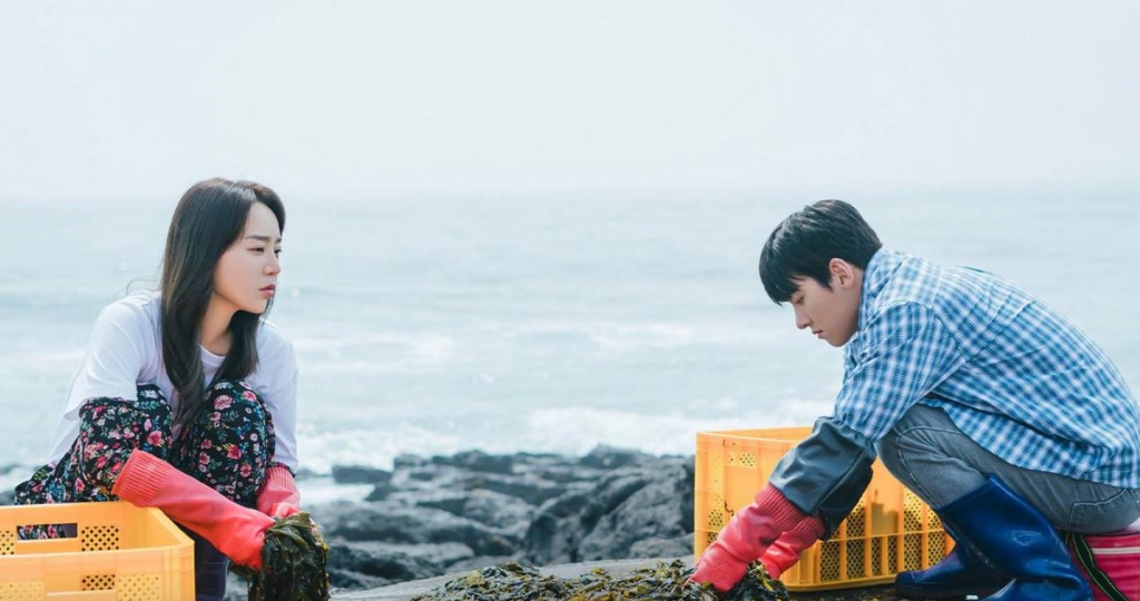 Phim mới của Ji Chang Wook đạt thành tích 'khủng' ngay tập đầu tiên