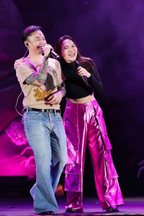 BinZ bất ngờ xuất hiện tại đêm nhạc của Mỹ Tâm tại Hạ Long