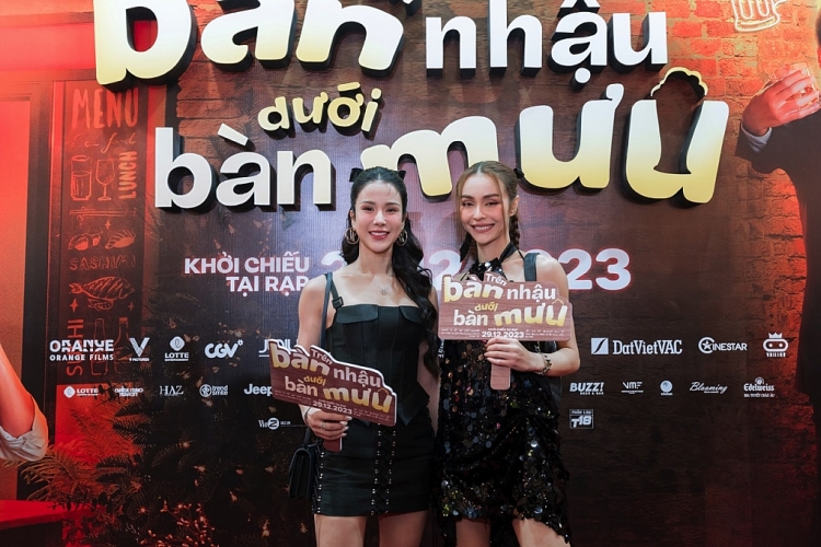 Dàn sao Việt đình đám 'đọ sắc' công chiếu phim 'Trên bàn nhậu dưới bàn mưu'