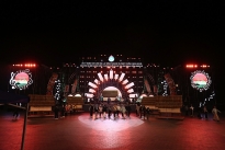 Tuấn Ngọc, Trúc Nhân, Hà Nhi biểu diễn trước 30.000 khán giả ở Quảng trường Lâm Viên Đà Lạt