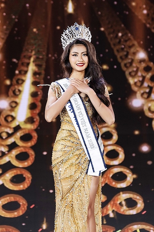 Bùi Thị Xuân Hạnh đăng quang 'Hoa hậu hoàn vũ Việt Nam - Miss Cosmo Vietnam 2023'