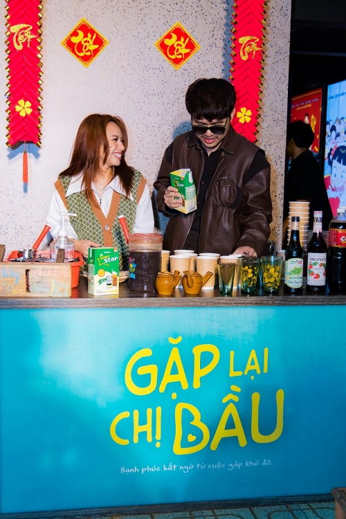 Ngoài đóng chính, vợ chồng Anh Tú - Diệu Nhi còn tham gia đầu tư cho 'Gặp lại chị bầu'