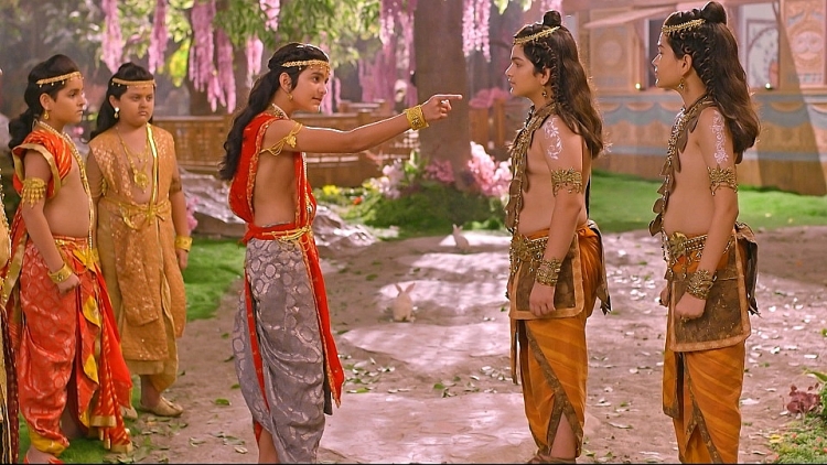 'Hai chàng dũng sĩ': Đức vua Rama không nhận ra hai 'dũng sĩ nhí' là con trai mình