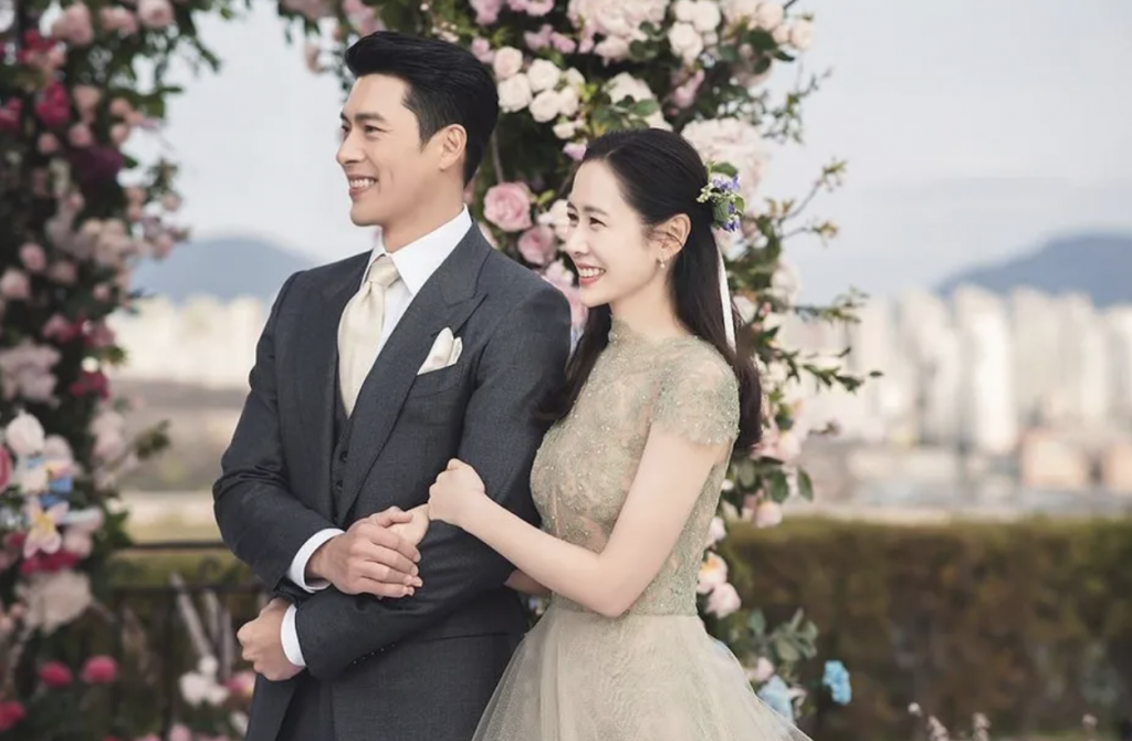 Cảnh đám cưới trong phim mới của Kim Soo Hyun lấy cảm hứng từ cặp đôi Hyun Bin - Son Ye Jin