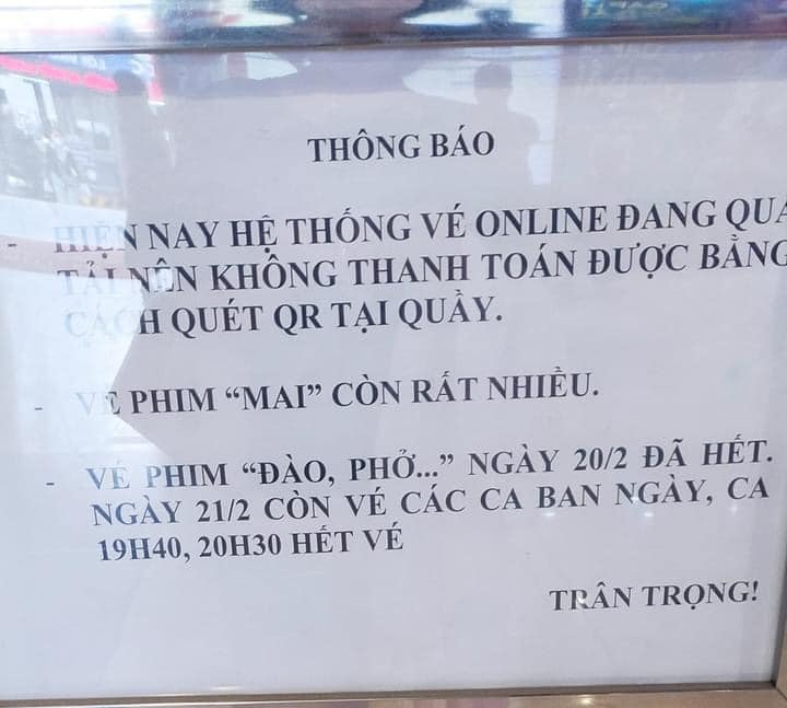 'Ngỡ ngàng' cảnh xếp hàng chật ních mua vé 'Đào, Phở và Piano': Tưởng như 10 năm trước!