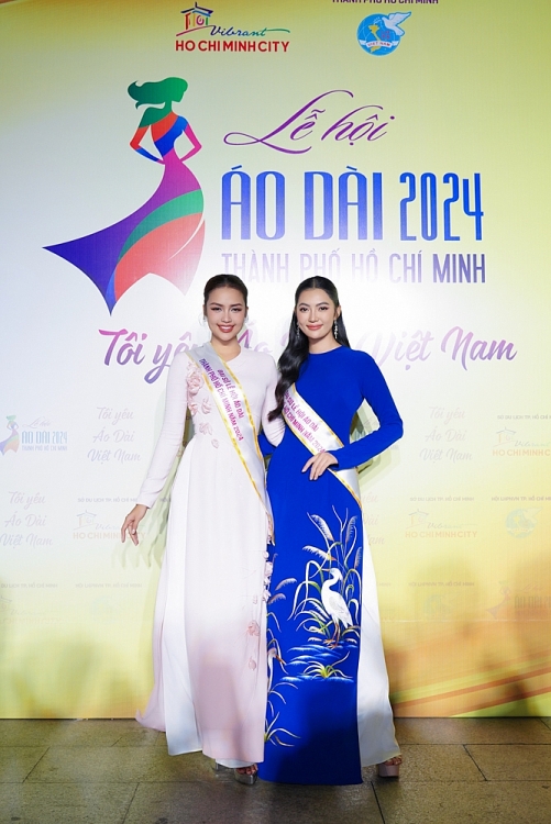 Hoa hậu Thu Uyên làm Đại sứ 'Lễ hội áo dài TP.HCM', diễn vedette BST áo dài NTK Võ Việt Chung