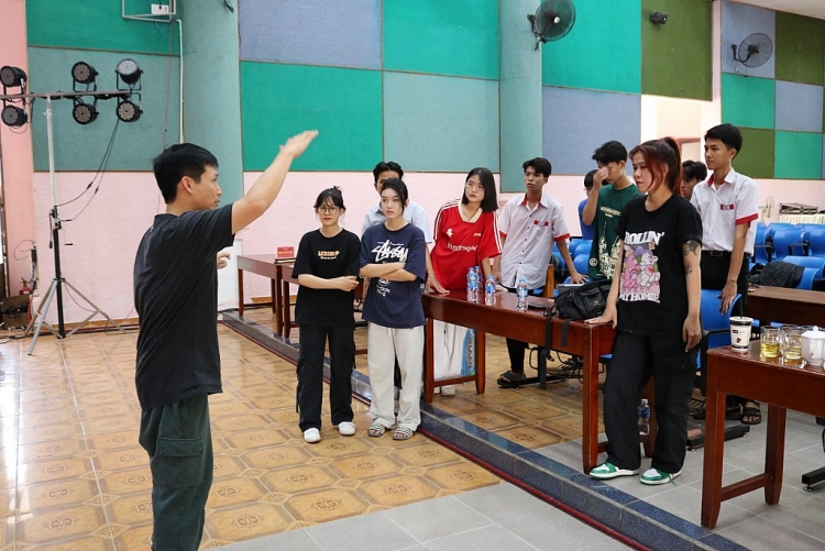 'Dalat Best Dance Crew 2024 - Hoa Sen Home International Cup': Giám khảo Viết Thành không chấp nhận chiêu trò trên sàn đấu vũ đạo