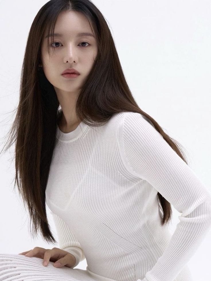 Kim Ji Won: Nàng ‘tài phiệt’ quyến rũ của màn ảnh?