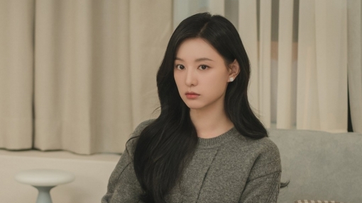 'Queen of Tears' Kim Ji Won nhận cáo buộc trốn thuế