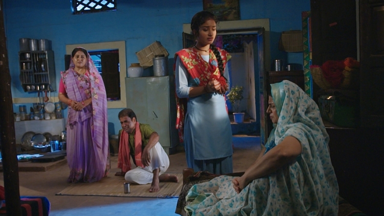 'Cuộc chiến tơ lụa': Garv nỗ lực sửa sai khi bỏ Gauri một mình nơi hoang vắng