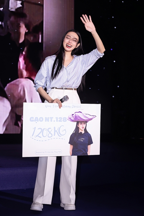 Thùy Tiên tổ chức fan meeting lần 2 với gần 2.000 khán giả