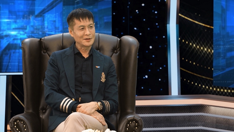 Ca sĩ Hoàng Yến Chibi bán nhà để thực hiện MV tiền tỷ 'Cánh hoa tổn thương'