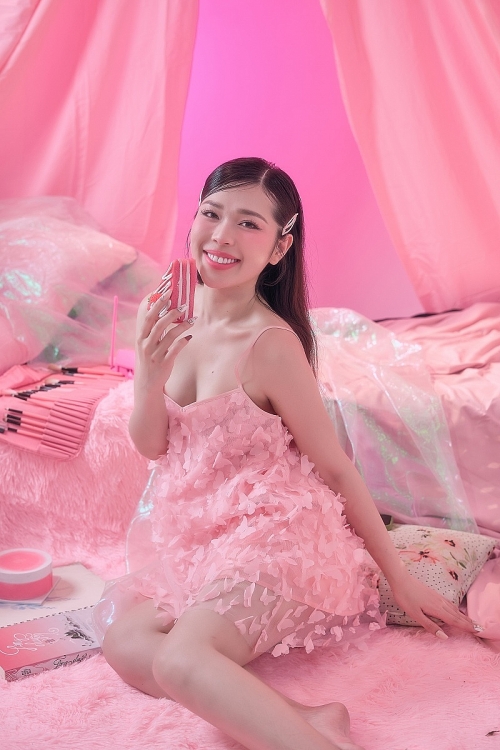 Ca sĩ Kiều Oanh lý giải nguyên do siêu mẫu Xuân Lan cho cô sử dụng trọn đời nhạc phim 'Cái giá của hạnh phúc'