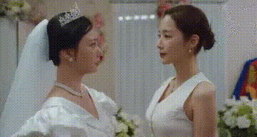 Cảnh phim 'Cô đi mà lấy chồng tôi' bất ngờ viral trở lại giữa tâm bão HYPE - ADOR