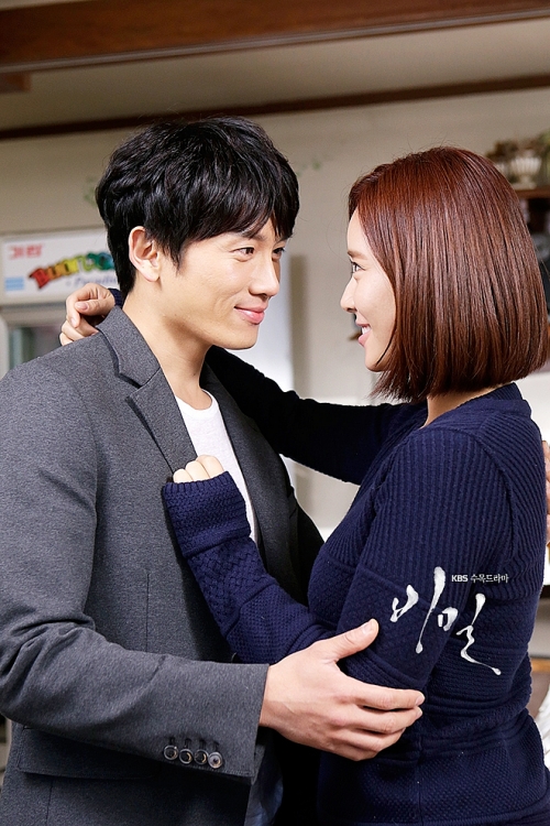 Phim 'Secret Love' của Ji Sung được remake, ai sẽ là 'Hwang Jung Eum' bản Việt?