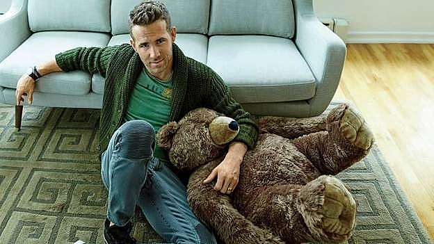 Ryan Reynolds: Chàng trai có duyên 'nhất nhì' Hollywood, diễn như không diễn