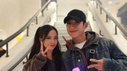 Jung Hae In bị chỉ trích vì 'trượt tay' theo dõi tài khoản liên quan đến Jisoo (BlackPink)