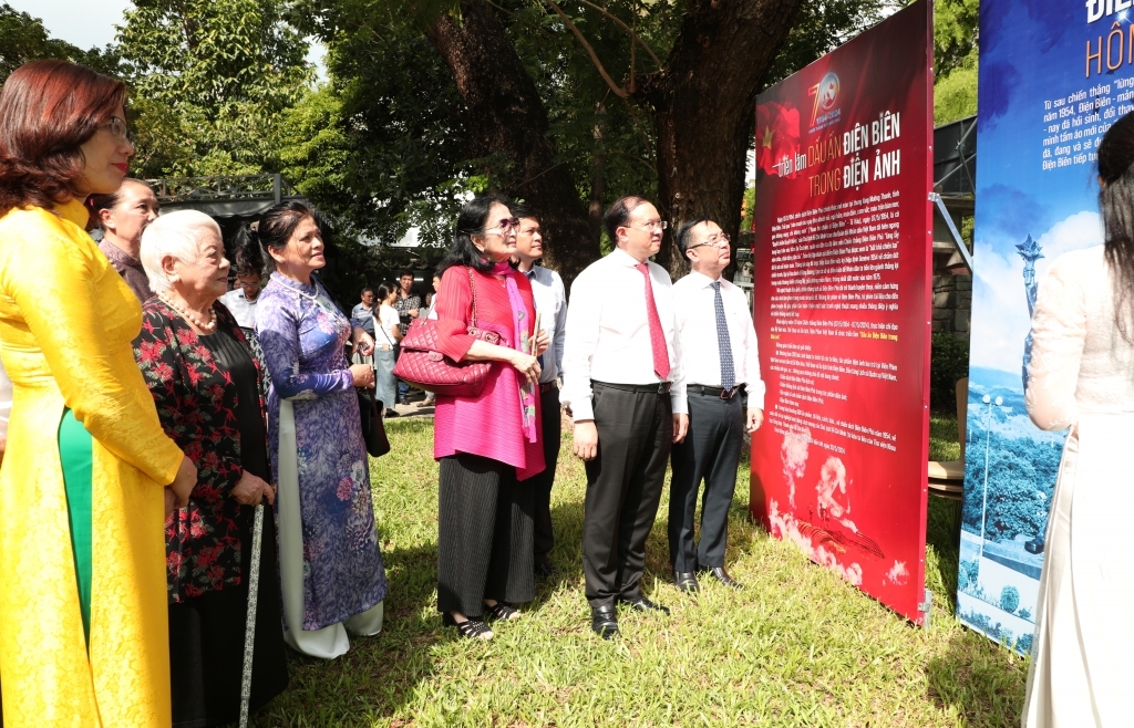 Triển lãm 'Dấu ấn Điện Biên trong điện ảnh' tại Thành phố Hồ Chí Minh