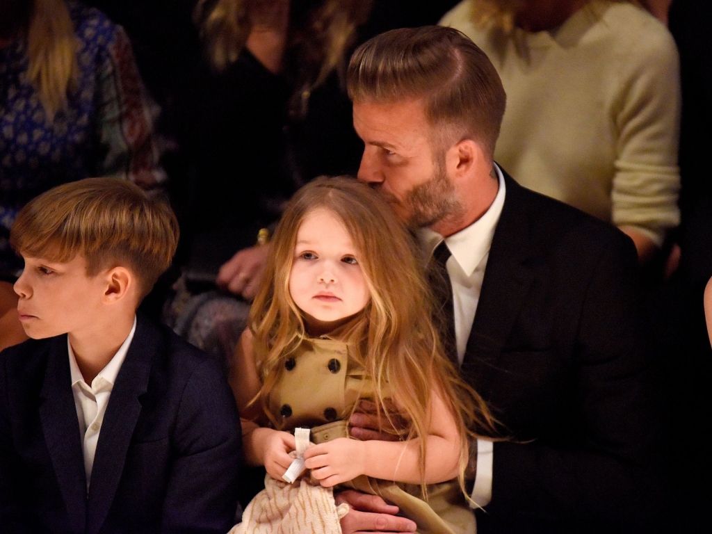 Harper Beckham: 'Nàng thơ' của David Beckham và biểu tượng nhan sắc mới