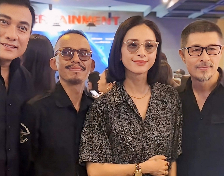 Dàn sao 'khủng' đổ bộ thảm đỏ ra mắt phim 'Móng vuốt' của đạo diễn Lê Thanh Sơn