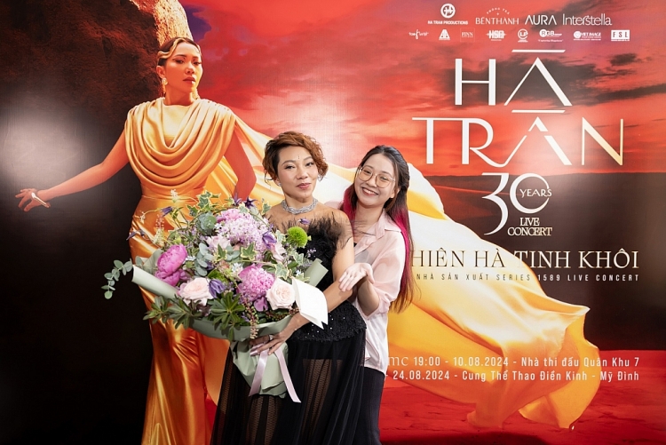 Trần Thu Hà kỷ niệm 30 năm ca hát với live concert 'Thiên Hà tinh khôi'