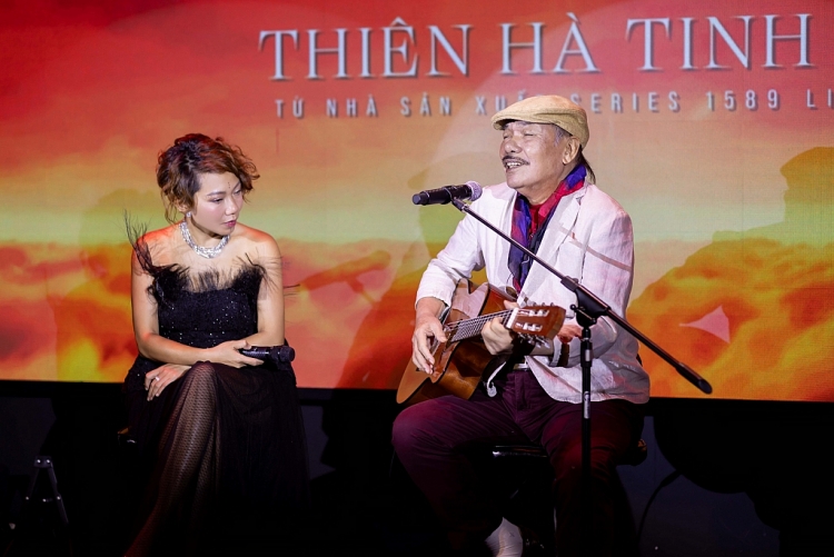 Trần Thu Hà kỷ niệm 30 năm ca hát với live concert 'Thiên Hà tinh khôi'