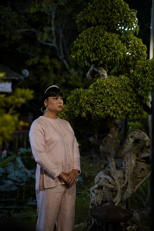 Duy Khương - Lê Nhân - Bác sĩ Mập Hồng khiến khán giả 'rối não' với tuyến tình cảm trong tập 2 'Chợ tình'