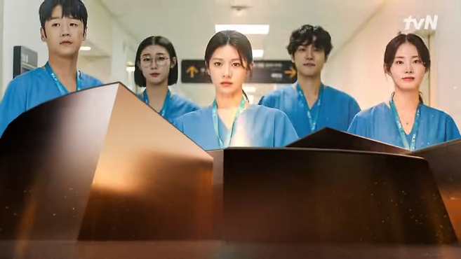Ngoại truyện 'Hospital Playlist' đối diện nguy cơ 'đắp chiếu' vĩnh viễn