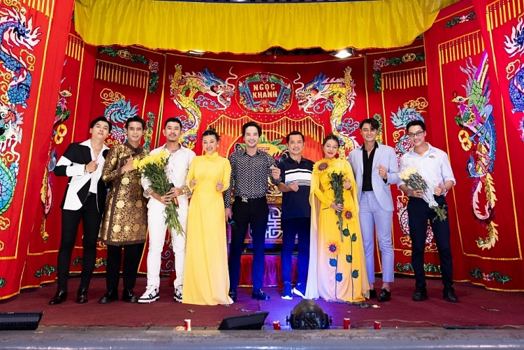 Hoa hậu Kristine Thảo Lâm cùng hàng trăm nghệ sĩ tổ chức thành công chương trình 'Trăng Phương Nam'
