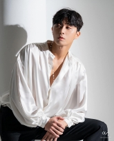 Park Seo Joon tái xuất trong phim mới của đạo diễn 'King the Land'