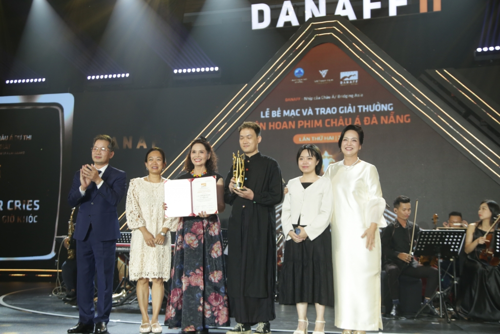 Liên hoan phim Châu Á Đà Nẵng lần Hai được báo quốc tế khen ngợi: 'Chuyên nghiệp, hiếu khách, nghiêm túc, hữu nghị'