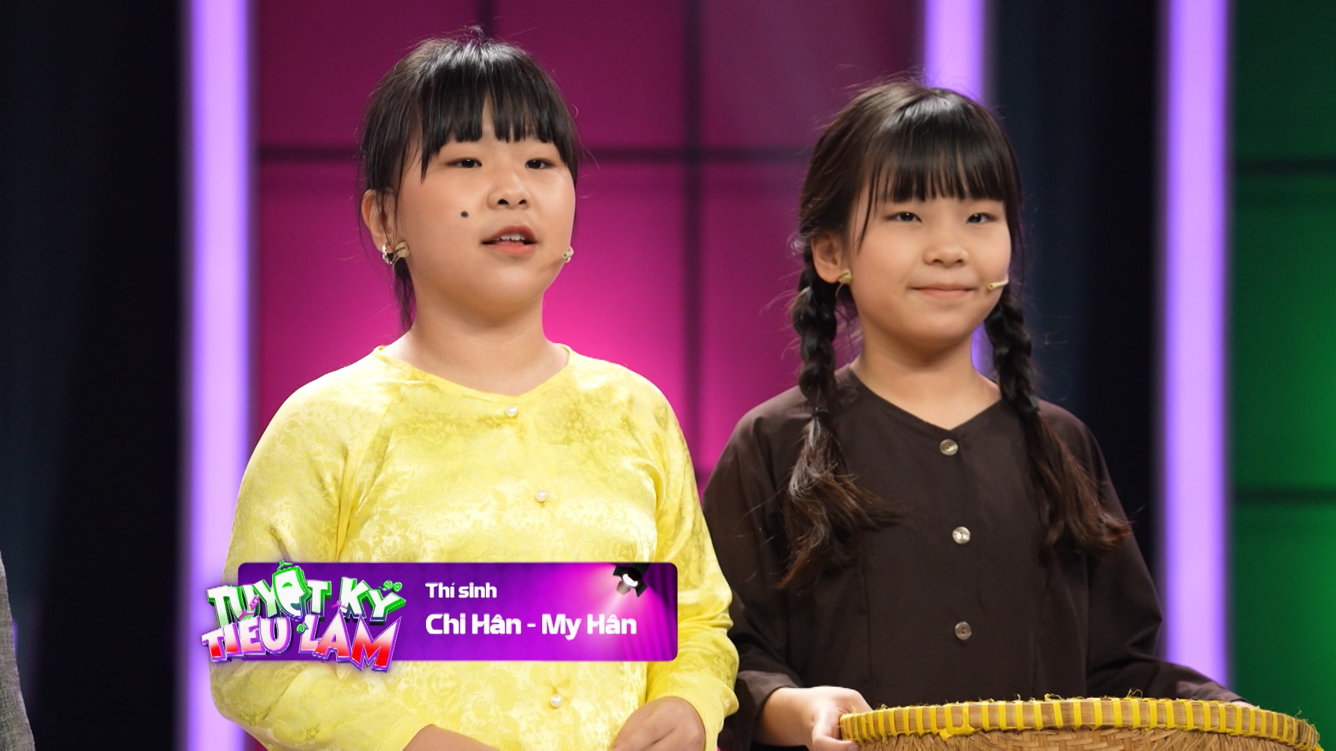 Cặp thí sinh nhí Chi Hân - My Hân giành chiến thắng tại tập 3 'Tuyệt kỹ tiếu lâm'