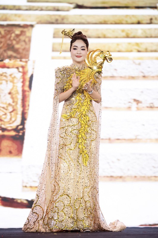 Hoa hậu Hoàng Thanh Nga rạng rỡ làm giám khảo 'Miss Grand Vietnam 2024'