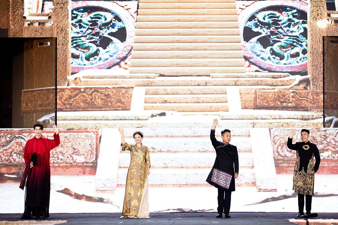 Không gian văn hóa tại National Costume 'Miss Grand Vietnam 2024'