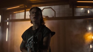 (Review) 'Alien: Romulus': Kinh hãi tột cùng nơi không gian