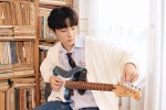 Sau 2 sản phẩm debut đậm chất Gen Z, Tường Duy tung EP 'love:iu' với concept chuẩn 'con ngoan trò giỏi'