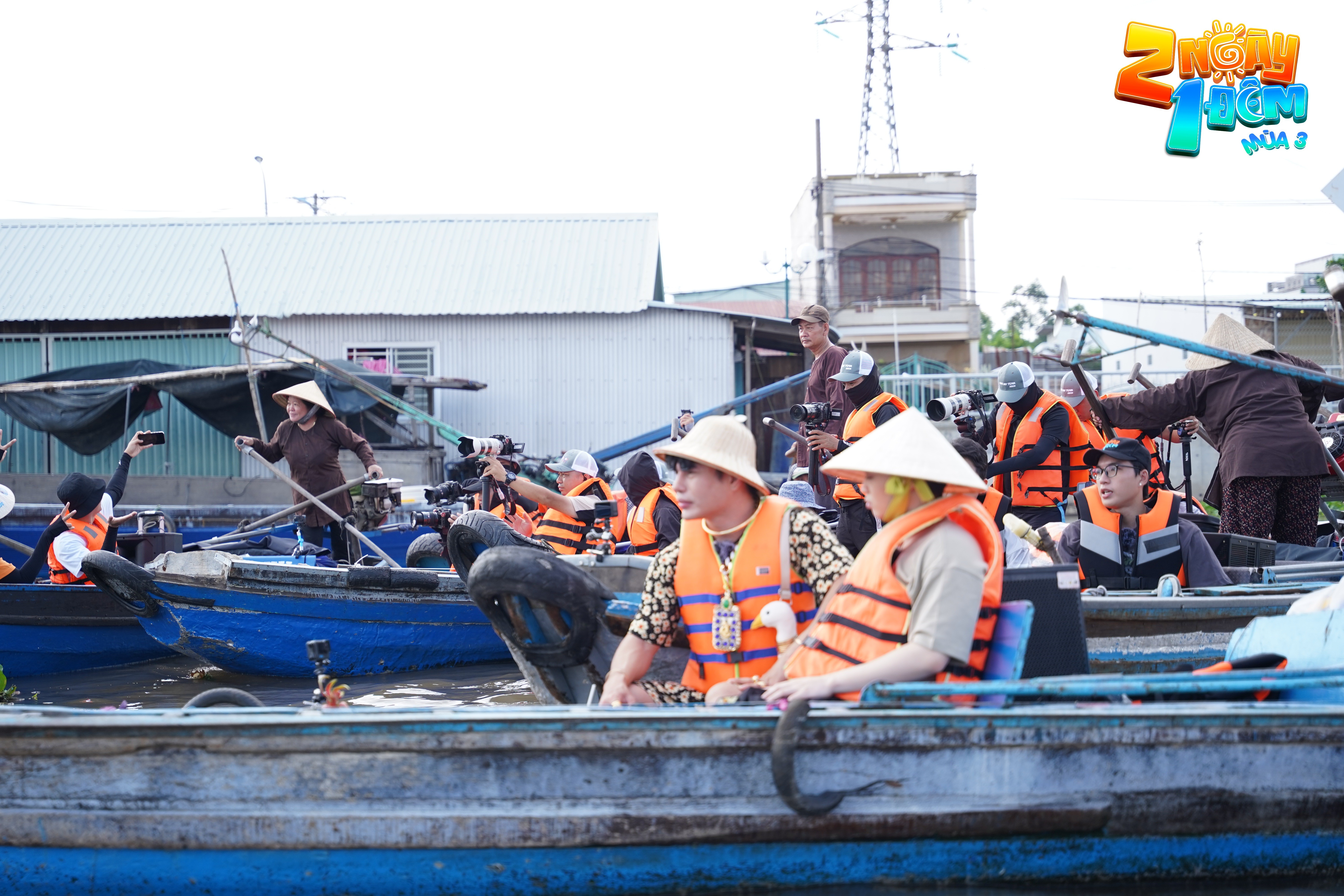 '2 ngày 1 đêm': Bích Phương - Negav tranh giải 'Thanh lịch Tây Đô' tại Cần Thơ