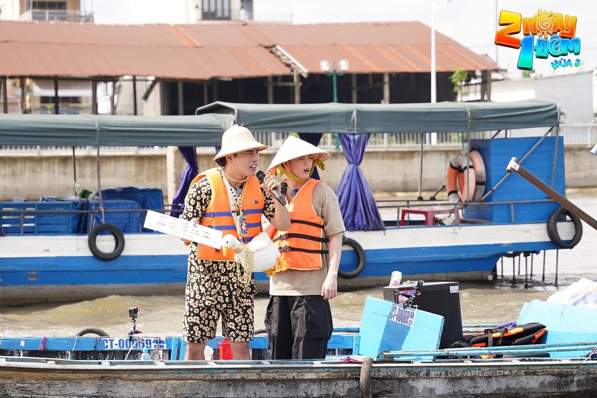 '2 ngày 1 đêm': Bích Phương - Negav tranh giải 'Thanh lịch Tây Đô' tại Cần Thơ