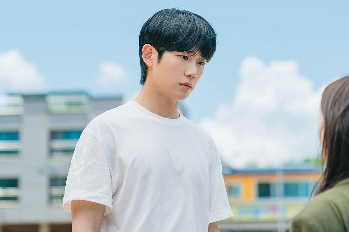 Rating 'Love next door' tăng vì Jung Hae In và Jung So Min quá mùi mẫn