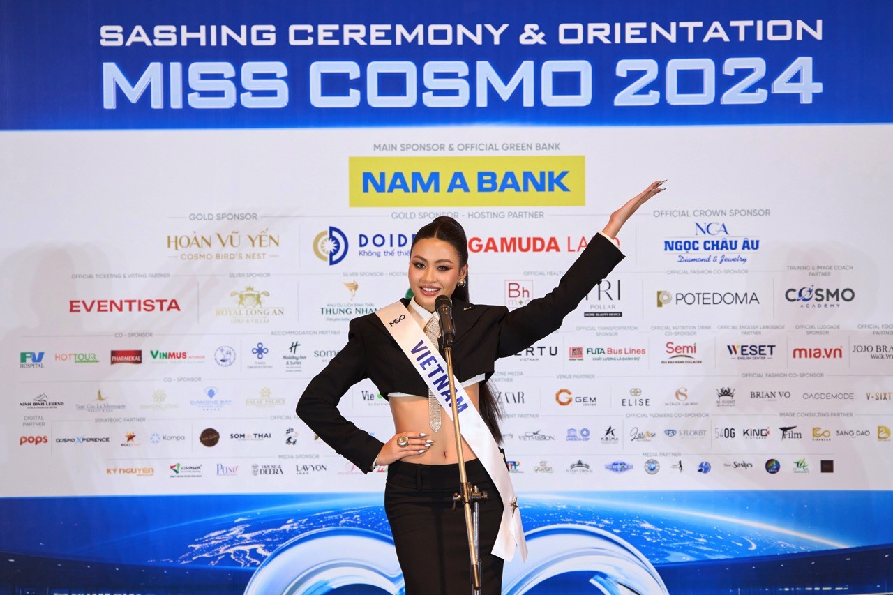 'Miss Cosmo 2024' chính thức trao Sash cho các đại diện tham dự cuộc thi