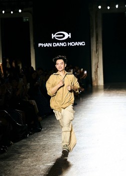 NTK Phan Đăng Hoàng cùng Hangsilk gây tiếng vang tại 'Milano Fashion Week 2025'