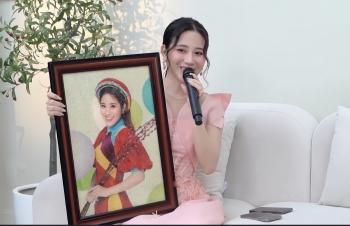 'Ngọc nữ bolero' Tố My vỡ òa khi  tổ chức đêm nhạc đấu giá được hơn 700 triệu đồng ủng hộ đồng bào miền Bắc