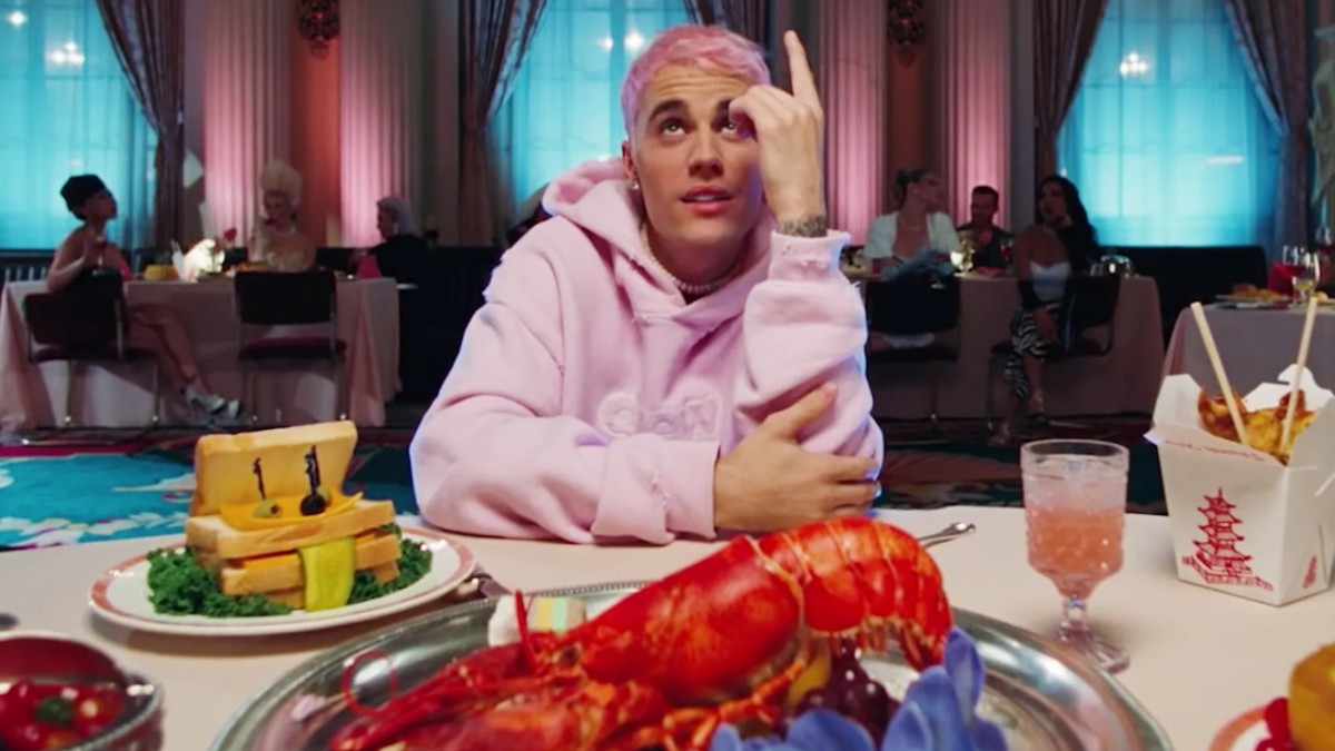 MV ‘Yummy’ của Justin Bieber bất ngờ nóng trở lại: Ẩn ý nam ngôi sao từng bị xâm hại tình dục?