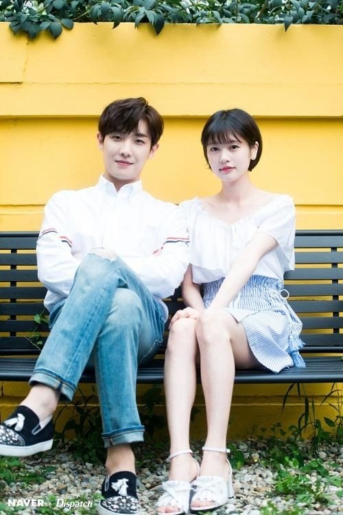 Vì sao Jung Hae In và Jung So Min lại được fan 'đẩy thuyền' mạnh đến vậy?