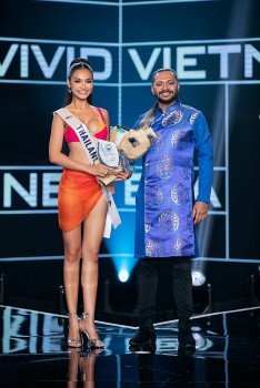 Jury Session 'Miss Cosmo 2024': Thí sinh tỏa sáng ấn tượng trong các phần thi, vương miện và Tiara chính thức được công bố