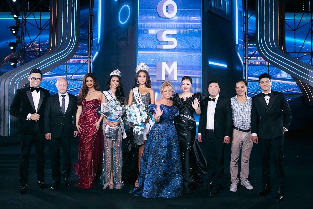 Top 2 'Miss Cosmo 2024' thể hiện khả năng 'nuốt mic' đầy ấn tượng, được khán giả Việt đặt biệt danh 'máy nói'