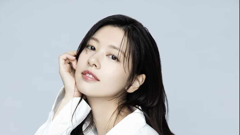 Mẹ của Jung So Min đau lòng khi xem 'Love Next Door'