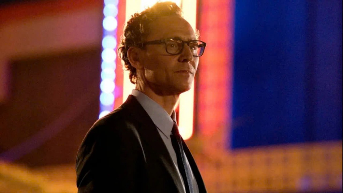 'The Life of Chuck' - bộ phim kỳ lạ nhất trong sự nghiệp của Tom Hiddleston