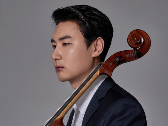 Nghệ sĩ cello Kang Ji Seong biểu diễn trong đêm nhạc Brahms & Dvorak tại Nhà hát Thành phố