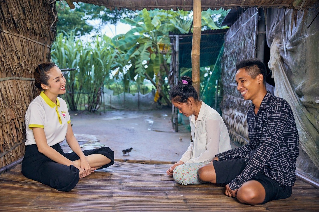 'Hành trình ước mơ' tập 3: Tiêu Minh Phụng, Long Nón Lá đi bán kẹo bông gòn dạo